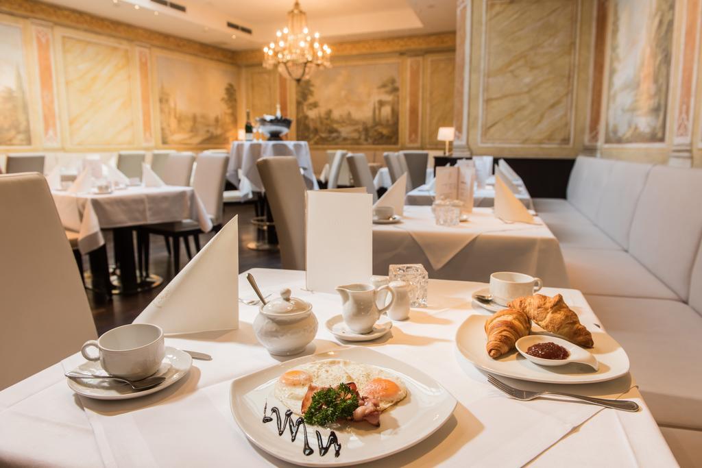 Hotel Goldener Loewe Meißen Dış mekan fotoğraf